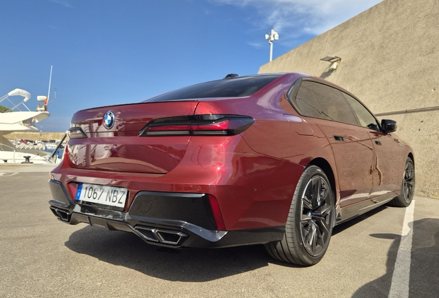 BMW M760e xDrive