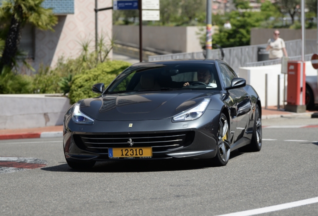 Ferrari GTC4Lusso