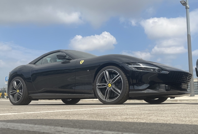 Ferrari Roma Spider