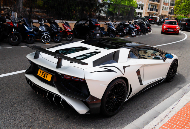 Lamborghini Aventador LP750-4 SuperVeloce Roadster