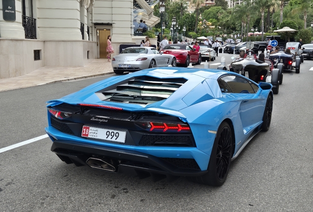 Lamborghini Aventador S LP740-4