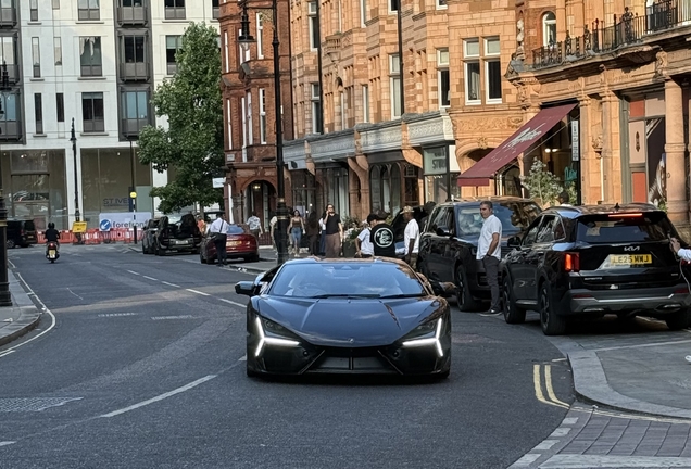 Lamborghini Revuelto