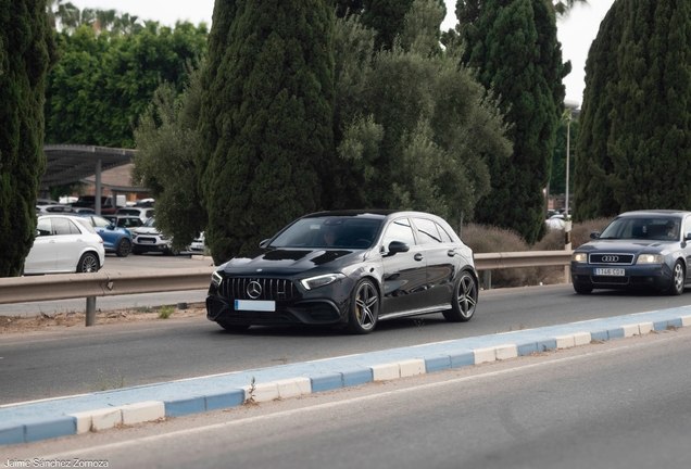 Mercedes-AMG A 45 W177