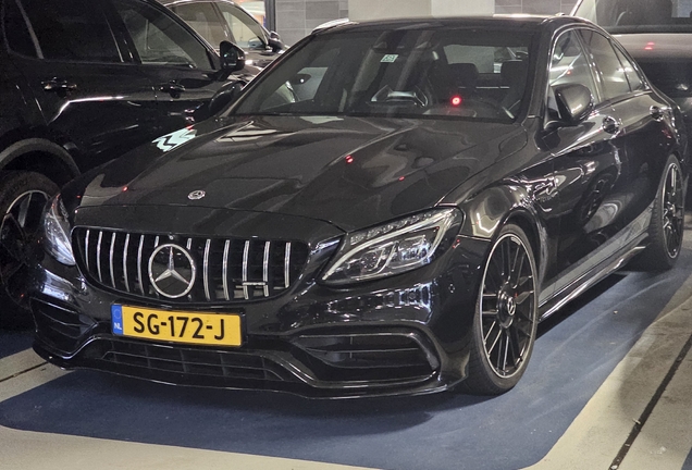 Mercedes-AMG C 63 S W205