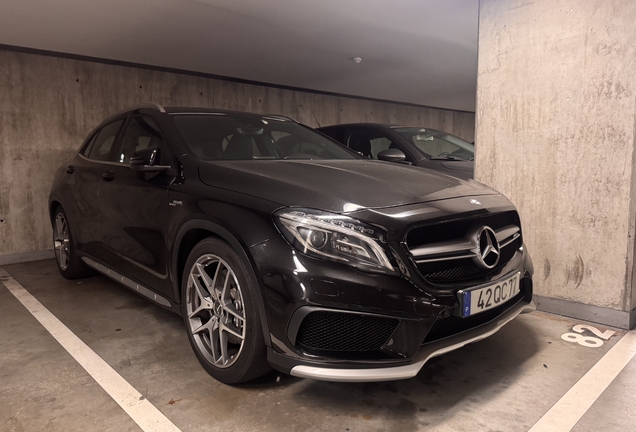 Mercedes-Benz GLA 45 AMG X156