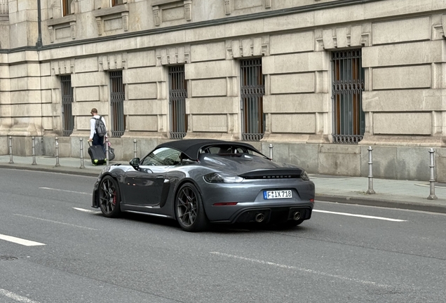Porsche 718 Spyder RS