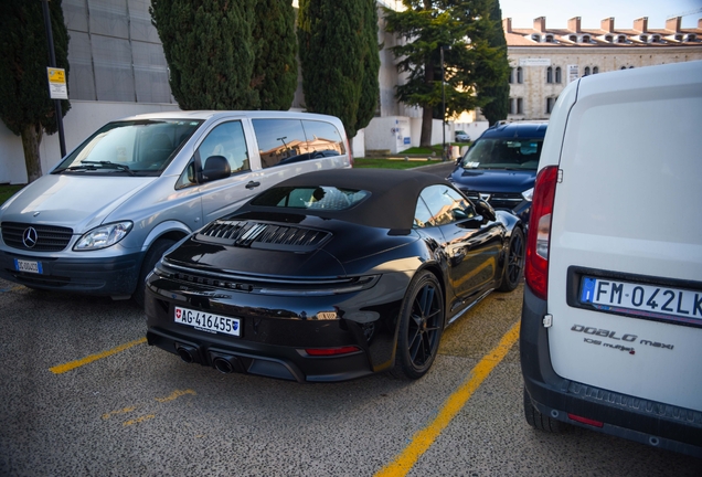 Porsche 992 Carrera 4 GTS Cabriolet MkII