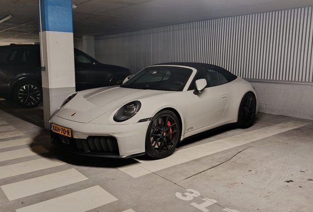 Porsche 992 Carrera 4 GTS Cabriolet MkII