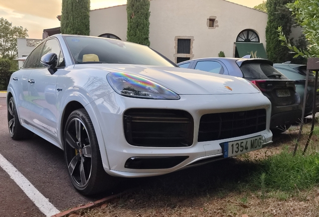 Porsche Cayenne Coupé Turbo S E-Hybrid