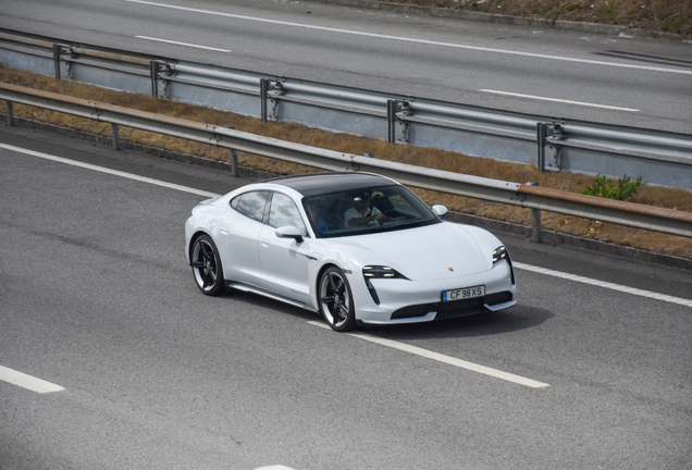 Porsche Taycan Turbo MkI