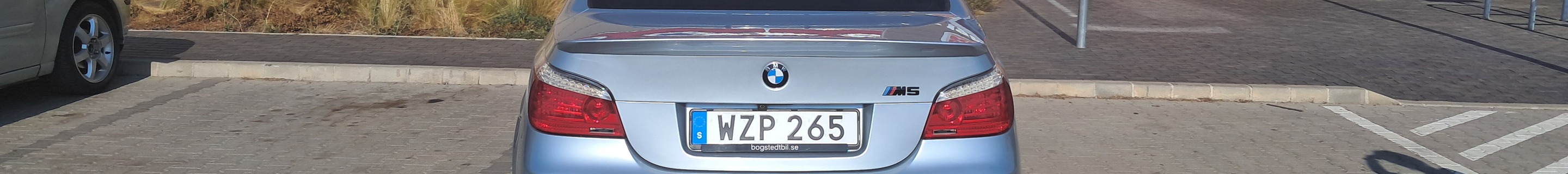 BMW M5 E60 2005
