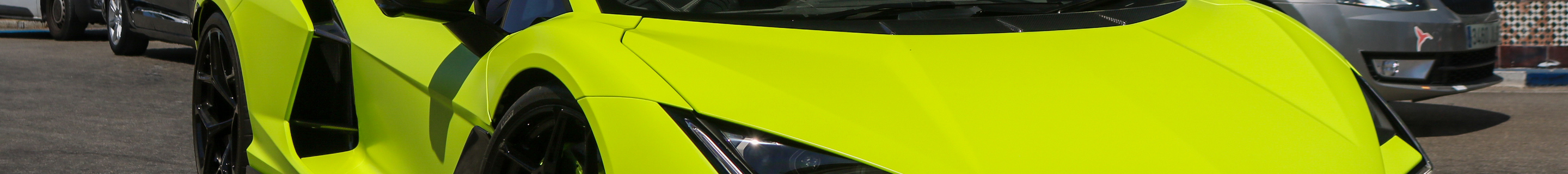 Lamborghini Revuelto