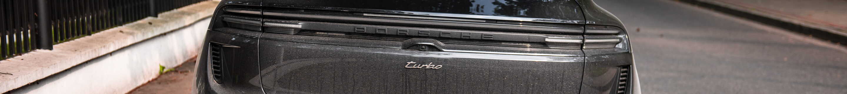 Porsche Macan EV Turbo