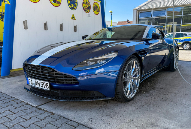 Aston Martin DB11