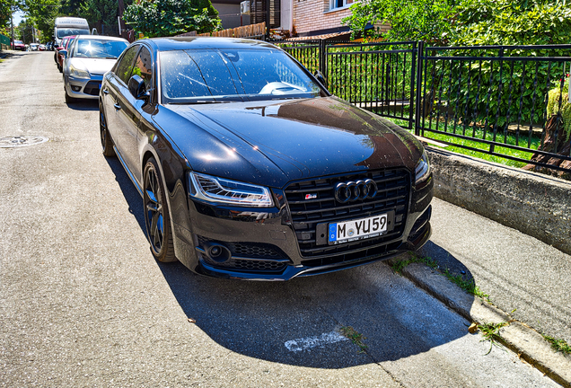 Audi S8 D4 Plus