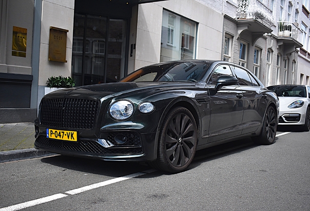 Bentley Flying Spur V8 2021