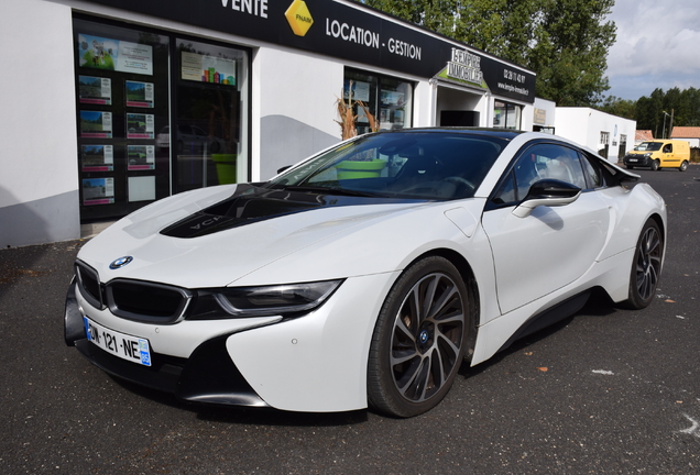 BMW i8