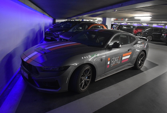Ford Mustang Dark Horse 2024
