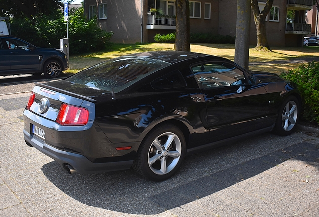 Ford Mustang GT 2011