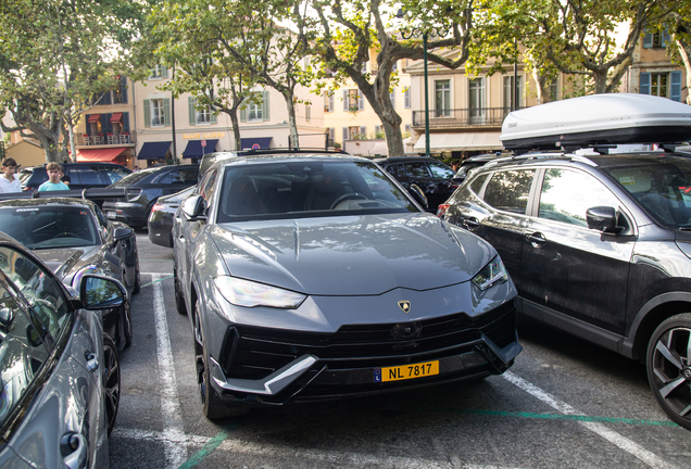Lamborghini Urus S