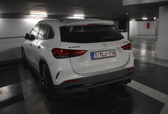 Mercedes-AMG GLA 45 H247