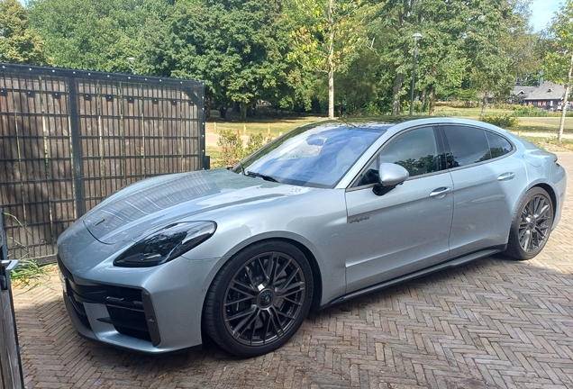 Porsche 972 Panamera Turbo E-Hybrid