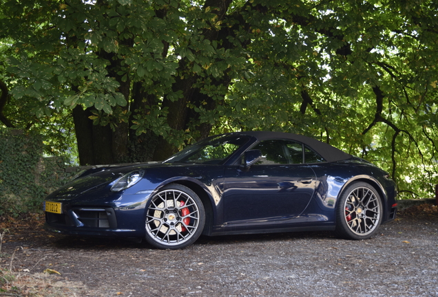 Porsche 992 Carrera 4S Cabriolet MkI