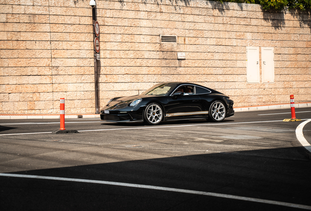 Porsche 992 S/T