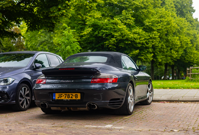 Porsche 996 Turbo Cabriolet