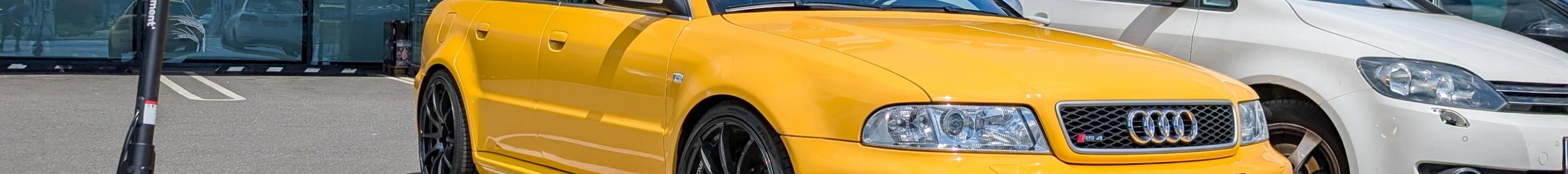 Audi RS4 Avant B5