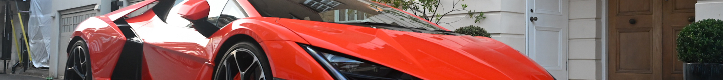 Lamborghini Revuelto