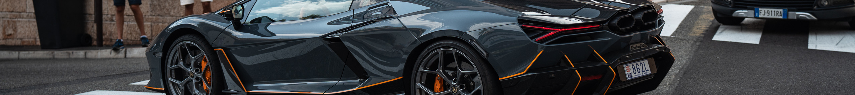 Lamborghini Revuelto
