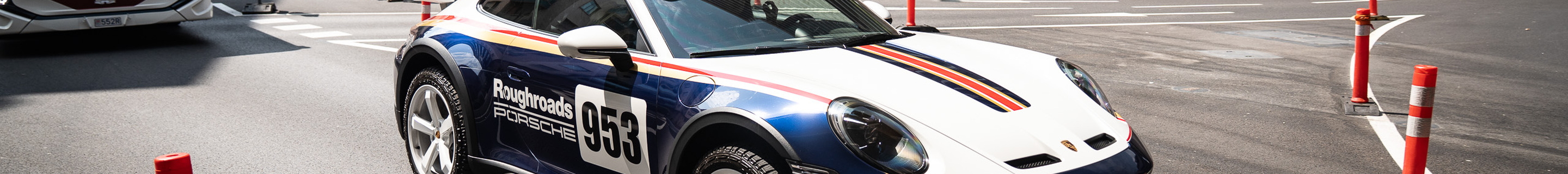 Porsche 992 Dakar