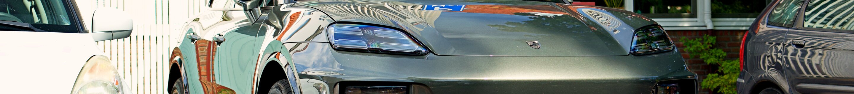 Porsche Macan EV Turbo