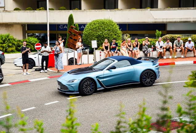 Aston Martin V12 Vantage Roadster 2023