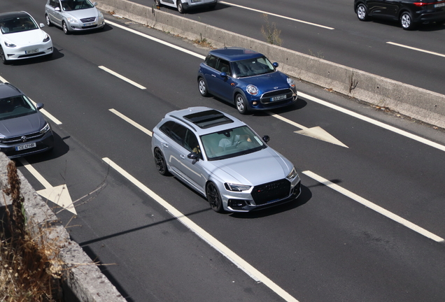 Audi RS4 Avant B9