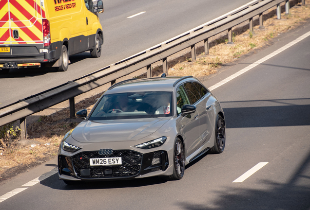 Audi RS5 Avant B10
