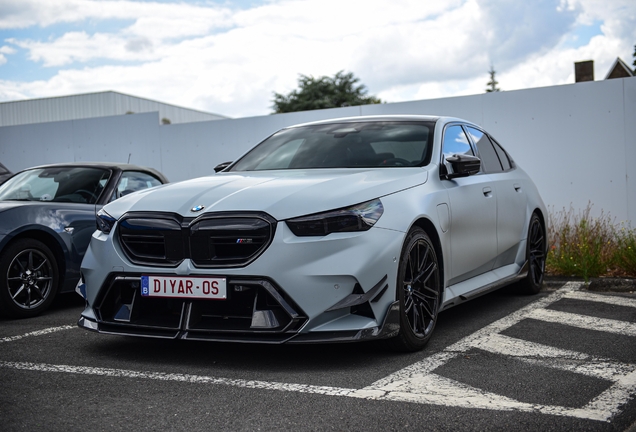 BMW M5 G90
