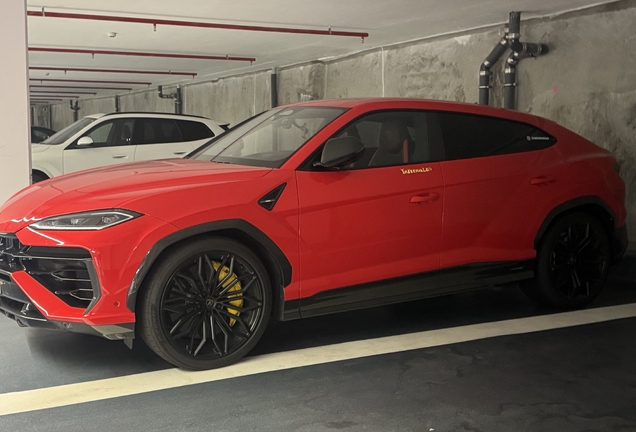 Lamborghini Urus SE