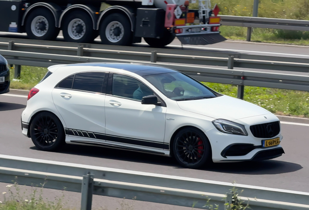 Mercedes-AMG A 45 W176 2015