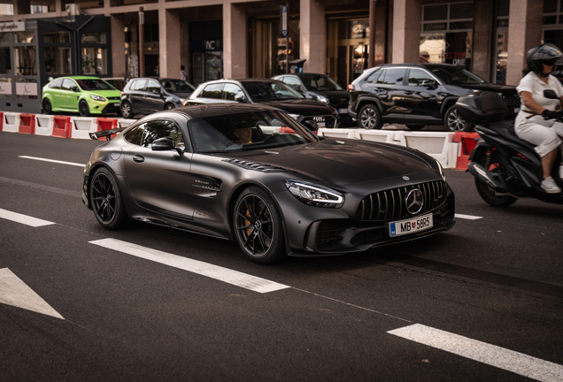 Mercedes-AMG GT R C190 2019