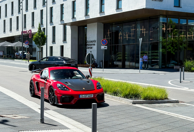 Porsche 718 Cayman GT4 RS Weissach Package