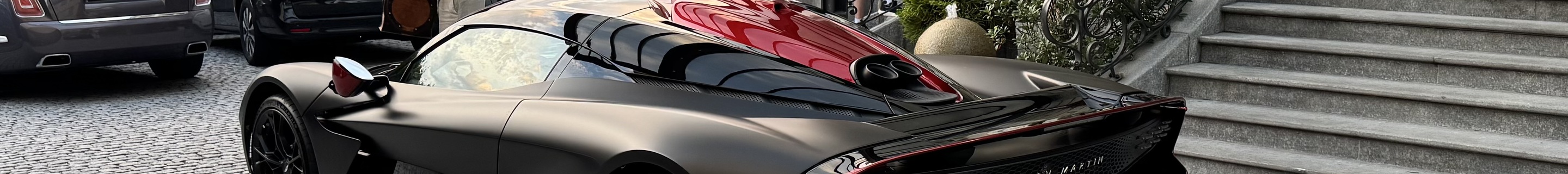 Aston Martin Valhalla