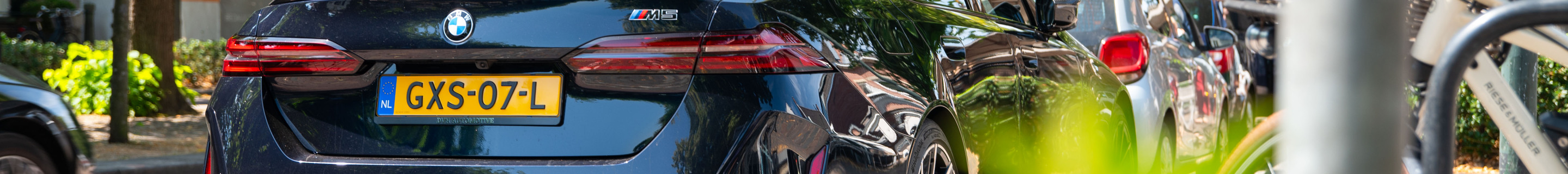BMW M5 G90