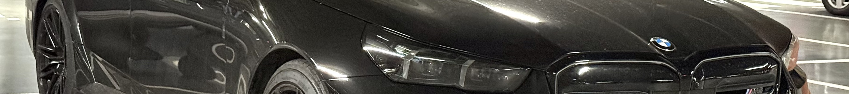 BMW M5 G90