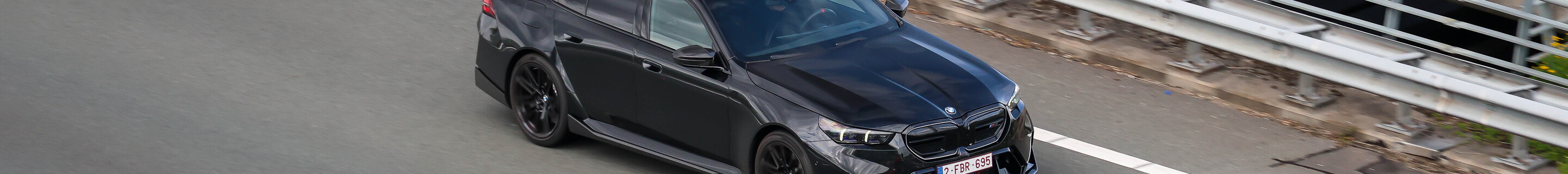 BMW M5 G90