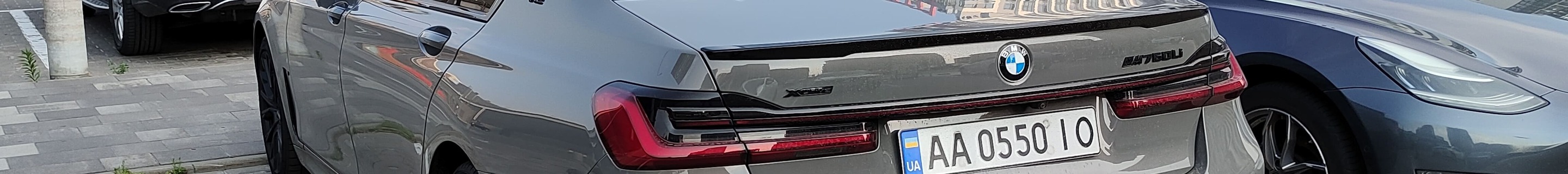 BMW M760Li xDrive 2019