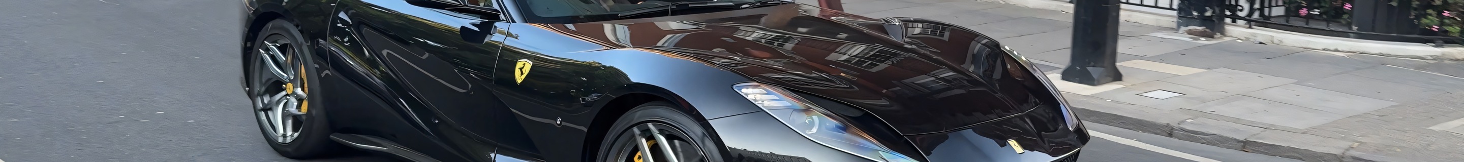 Ferrari 812 Superfast