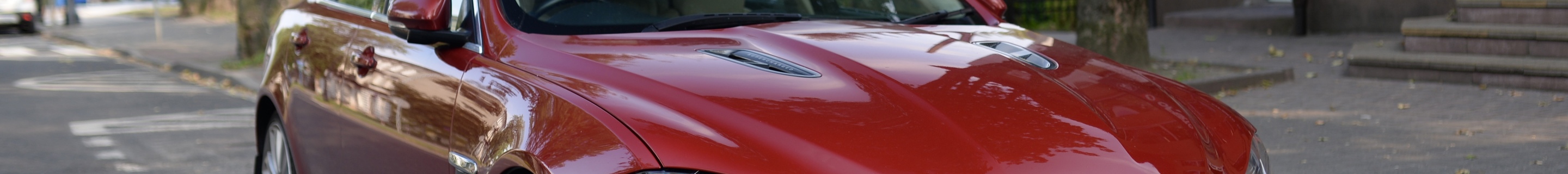 Jaguar XFR 2011
