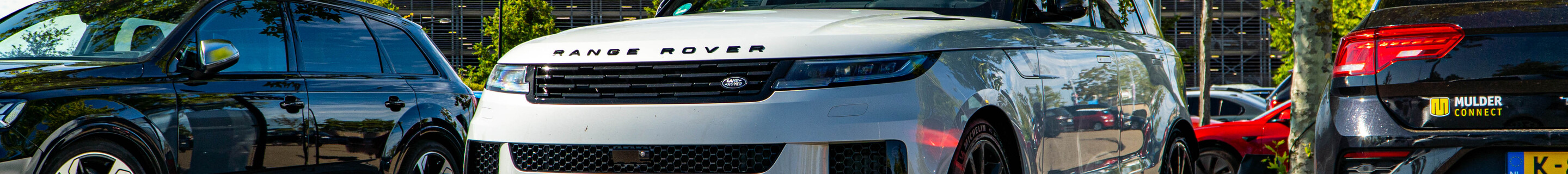Range Rover Sport SV 2025 Celestial Collection